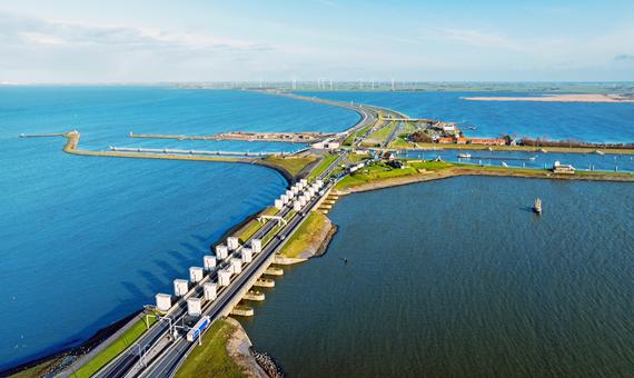 阿夫魯戴克堤防 Afsluitdijk