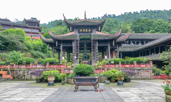 我行我素~素喜朝聖 峨眉山朝聖團8日| 金頂(入住一晚)、樂山大佛、北山石窟、寶頂山石刻 CI (含地陪服務費/上網卡)