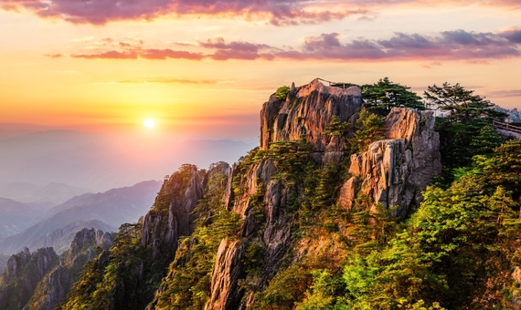我行我素 素食旅遊~絕美黃山.犁橋水鎮.檀舍温泉.西遞古村落.徽州古城.新安江山水畫廊自由行八日(含地陪服務費/上網卡/基礎旅平險/飯店行李服務費)