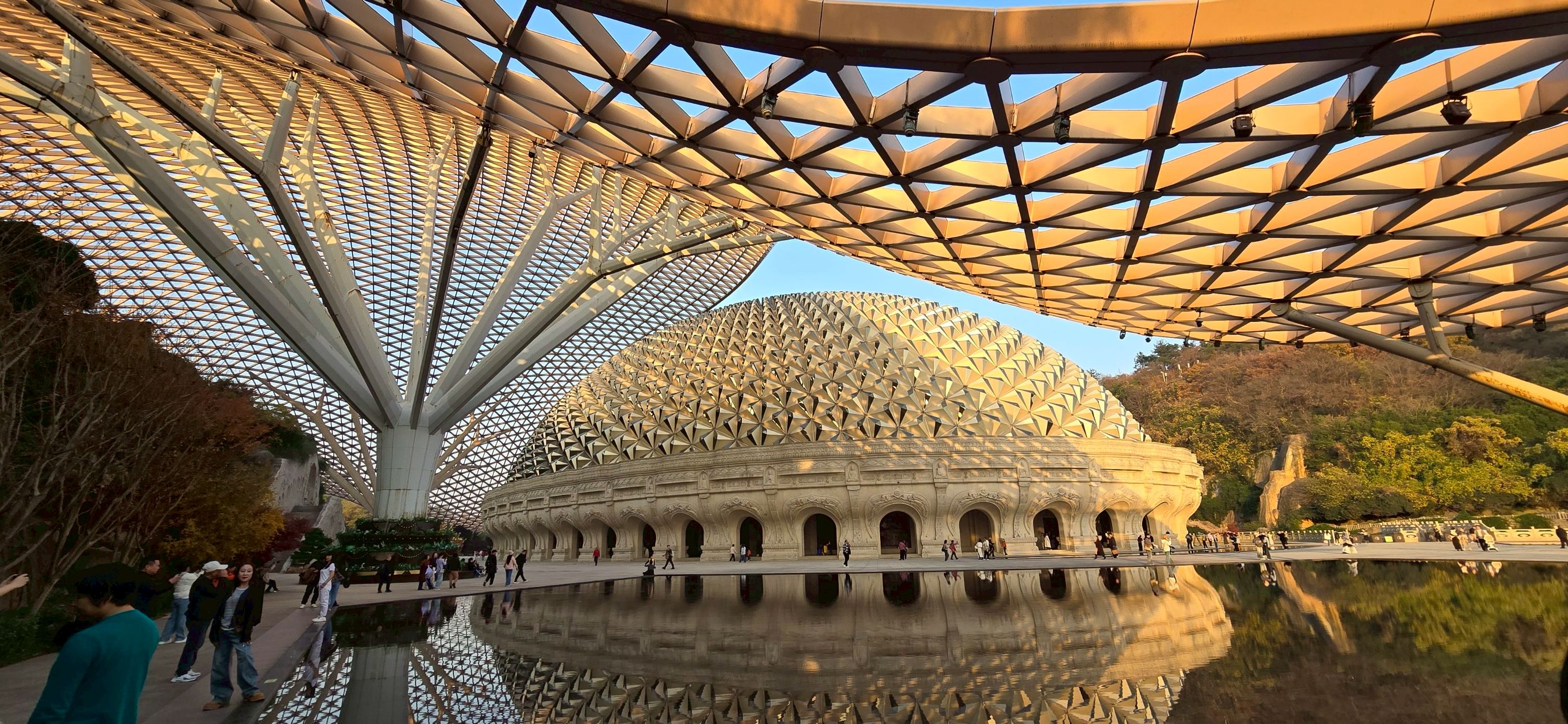 我行我素全素食旅遊~江南烏鎮.無錫靈山大佛.牛首山佛頂宮.杭州西湖6日烏鎮入住堤上渡假飯店(含地陪司機服務費/上網卡)