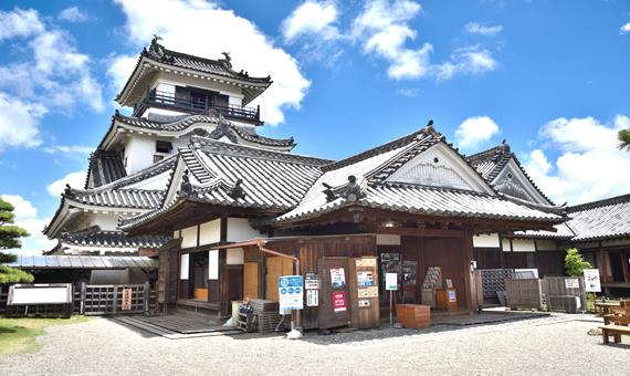 我行我素 素食旅遊 深度四國大蒐秘 |小豆島寒霞溪絕色觀景纜車、仙境大步危溪谷遊船、道後古溫泉饗宴五日遊(含三溫泉) (含領隊服務費/上網卡)