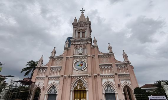 峴港大教堂(粉紅大教堂) Da Nang Cathedral