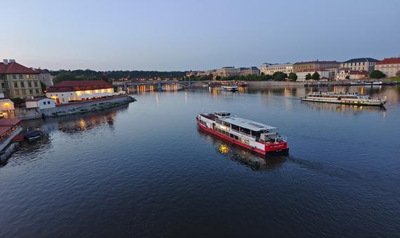 伏爾塔瓦河遊船 Vltava River Boat